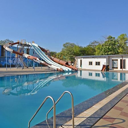 Oyo Midway Park Resort Atgaon Luaran gambar