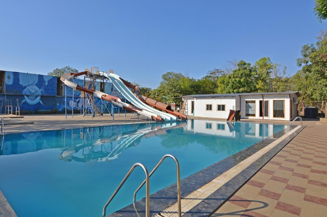 Oyo Midway Park Resort Atgaon Luaran gambar